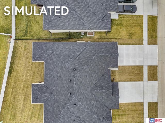 10520 Majestic Lane, Lincoln, NE 68527