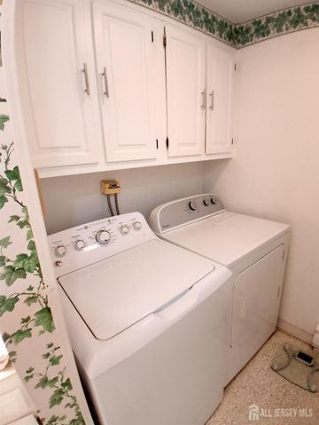 252 Mystic Lane B, Monroe, NJ 08831