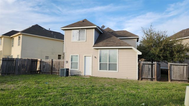 12663 Ashford River, Houston, TX 77072