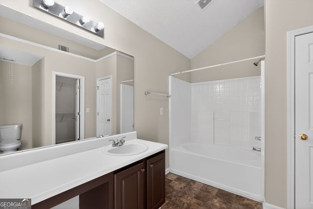 4121 Ravenwood Court, Union City, GA 30291