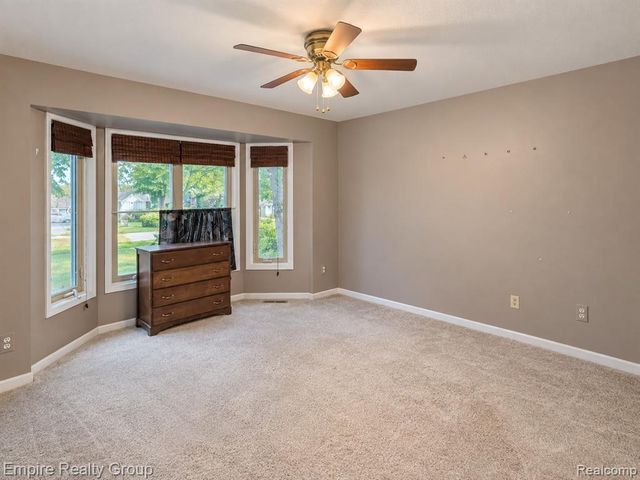 15699 Mountainside Drive, Macomb, MI 48042