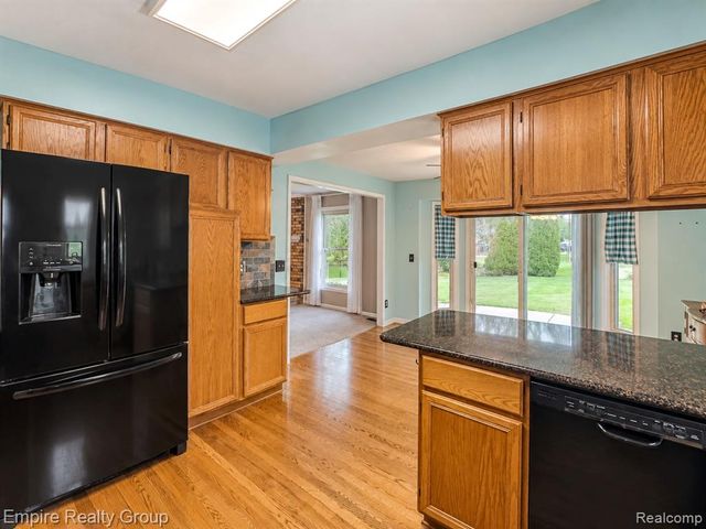 15699 Mountainside Drive, Macomb, MI 48042