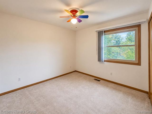 15699 Mountainside Drive, Macomb, MI 48042