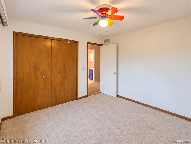 15699 Mountainside Drive, Macomb, MI 48042