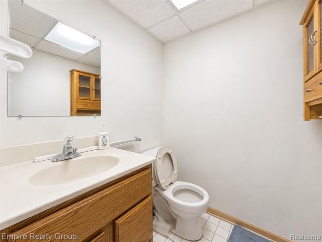 15699 Mountainside Drive, Macomb, MI 48042