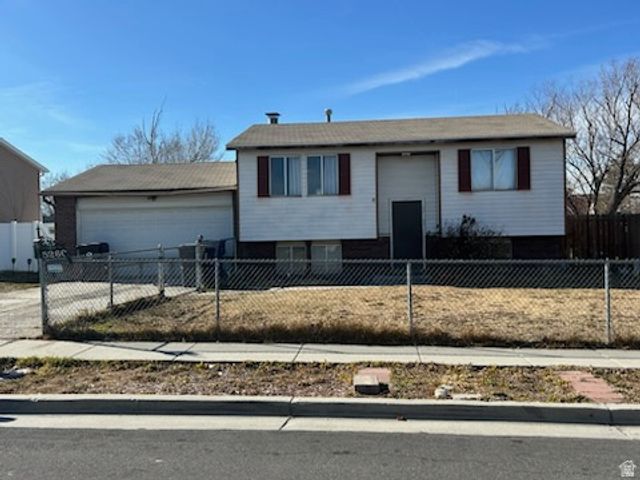 5260 S DUKE LN, Taylorsville, UT 84129