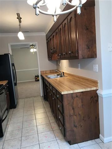 1229 Mabry Mill PL, Chesapeake, VA 23320