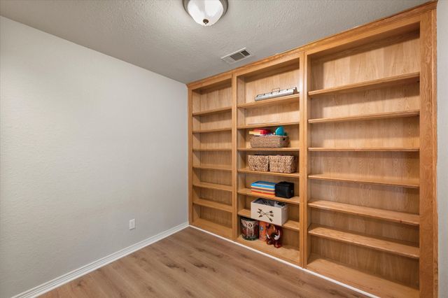 114 County Road 3187, Corsicana, TX 75109