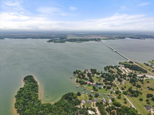 114 County Road 3187, Corsicana, TX 75109