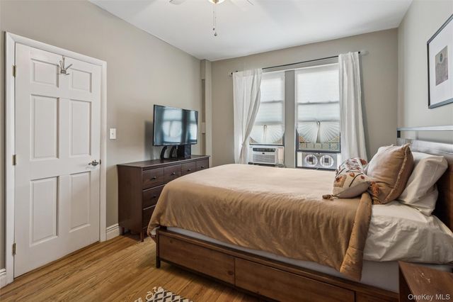 12 Hempstead Avenue 3N, Rockville Centre, NY 11570