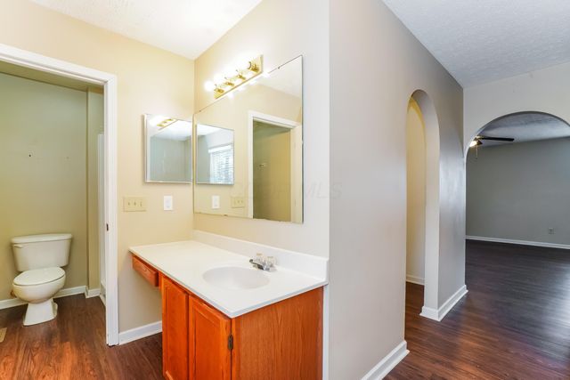 1563 Dream Court, Reynoldsburg, OH 43068