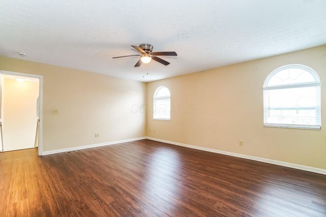 1563 Dream Court, Reynoldsburg, OH 43068