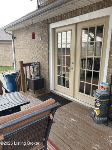 7901 Jennifer Ridge Pl, Louisville, KY 40258