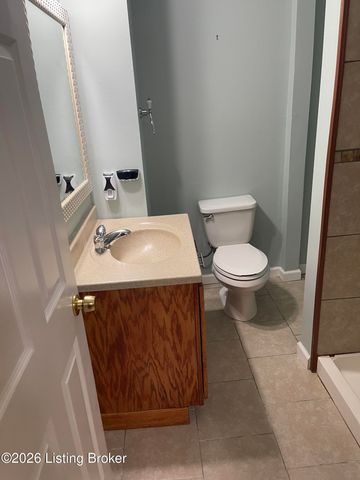 7901 Jennifer Ridge Pl, Louisville, KY 40258