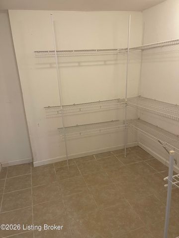 7901 Jennifer Ridge Pl, Louisville, KY 40258