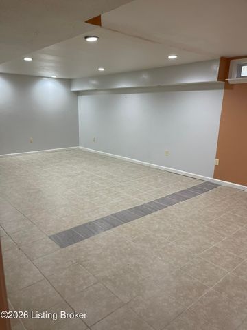 7901 Jennifer Ridge Pl, Louisville, KY 40258