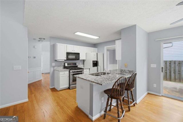 3015 Dominion Walk Lane, Snellville, GA 30078
