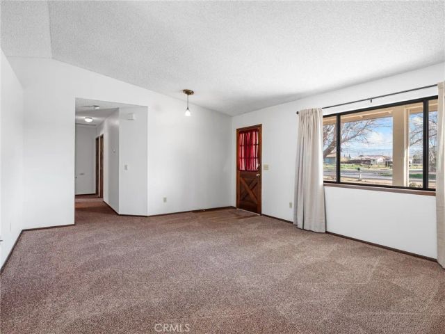 21940 Biloxi, Apple Valley, CA 92307