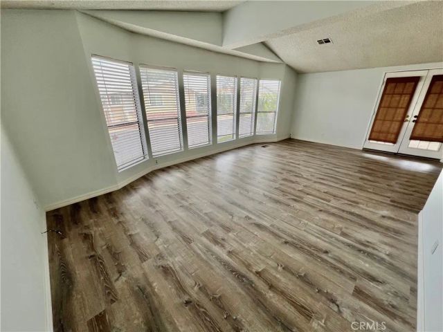 2121 E Avenue I 49, Lancaster, CA 93535
