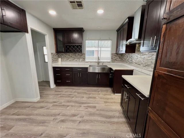 2121 E Avenue I 49, Lancaster, CA 93535