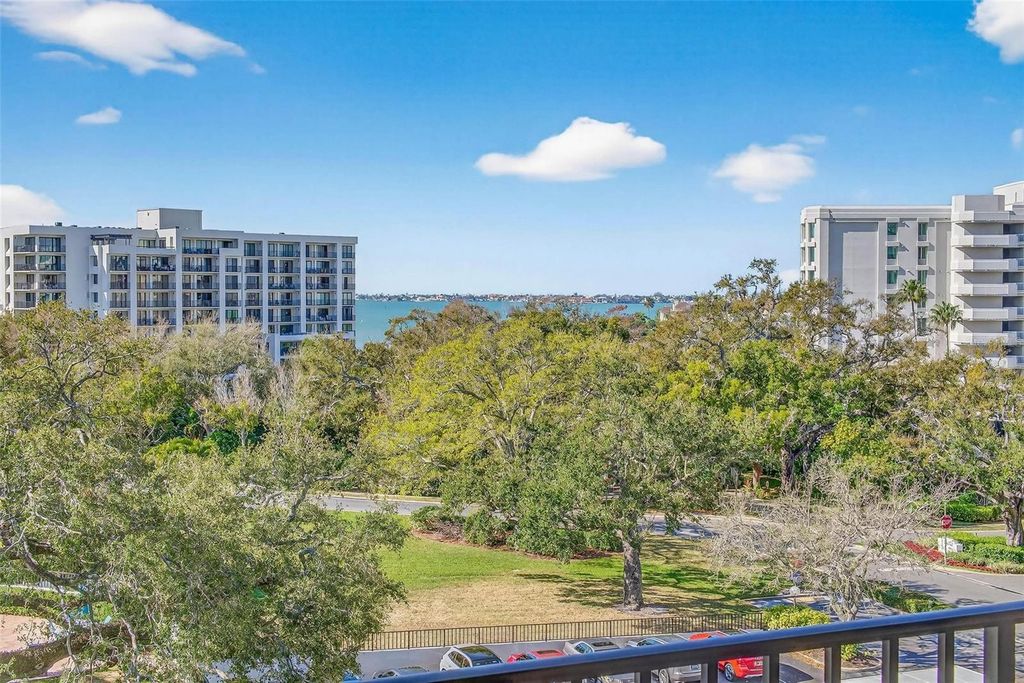 150 BELLEVIEW BOULEVARD 508, Belleair, FL 33756