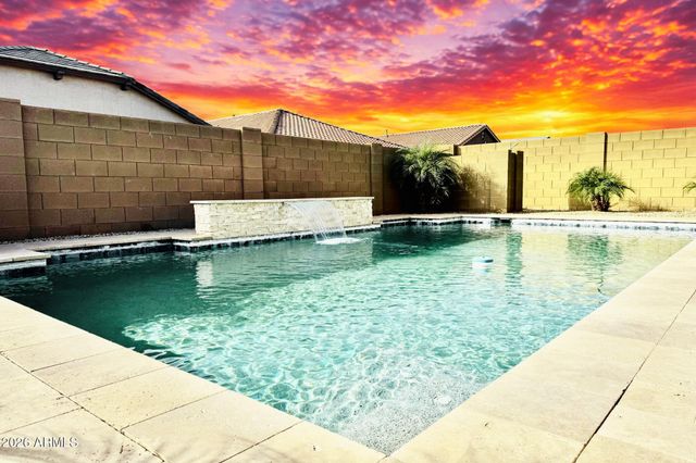 16517 W CHARLOTTE Drive, Surprise, AZ 85387