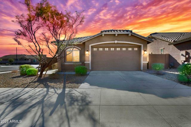 16517 W CHARLOTTE Drive, Surprise, AZ 85387