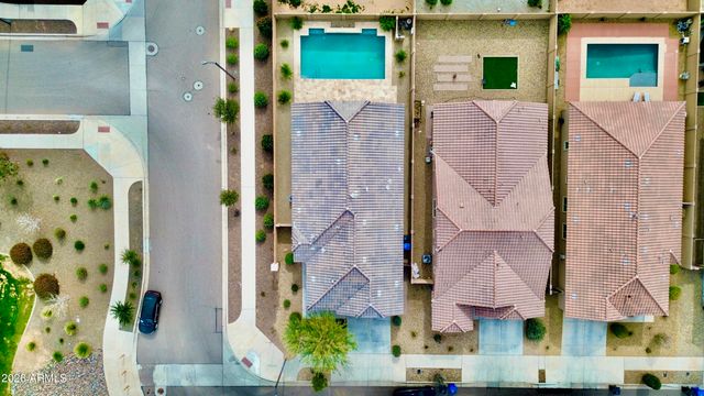 16517 W CHARLOTTE Drive, Surprise, AZ 85387