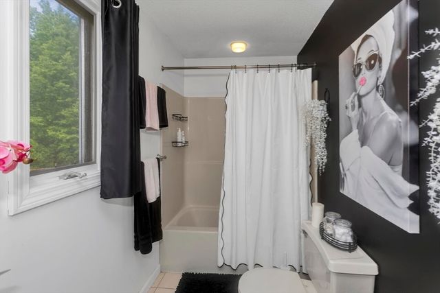 55 Pleasant 9, Granby, MA 01033