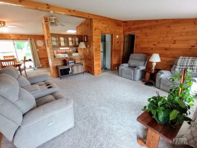 1245 Chappel Valley Road, Gladwin, MI 48624