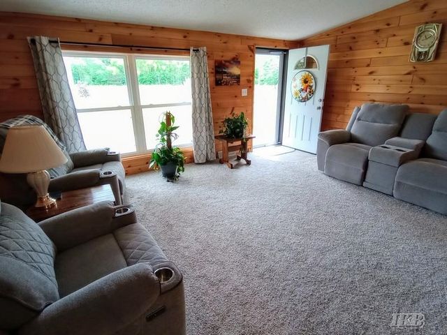 1245 Chappel Valley Road, Gladwin, MI 48624