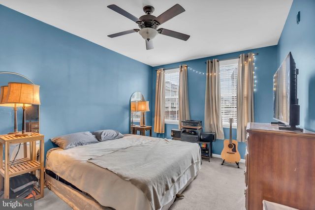 19441 PROMENADE DR, Leesburg, VA 20176