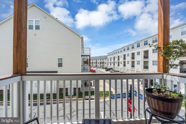 19441 PROMENADE DR, Leesburg, VA 20176