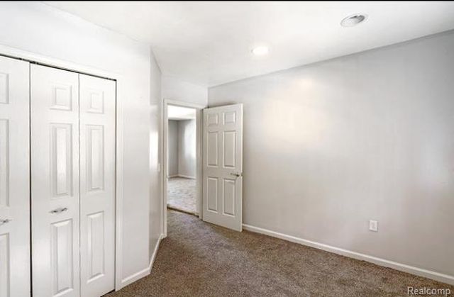 22105 RIDGEWAY Street, St. Clair Shores, MI 48080