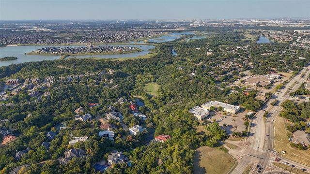 2031 Green Oaks Boulevard, Arlington, TX 76006