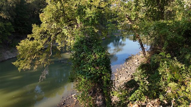 2031 Green Oaks Boulevard, Arlington, TX 76006