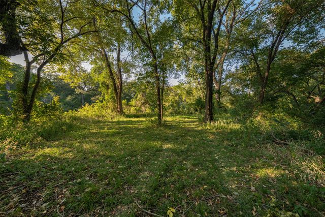 2031 Green Oaks Boulevard, Arlington, TX 76006