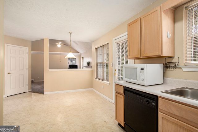 4103 Kingship Drive, Ellenwood, GA 30294