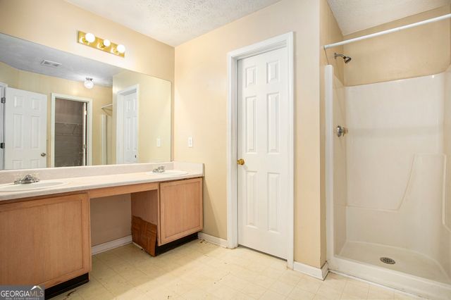 4103 Kingship Drive, Ellenwood, GA 30294
