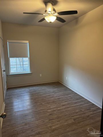 102 S G St, Pensacola, FL 32502