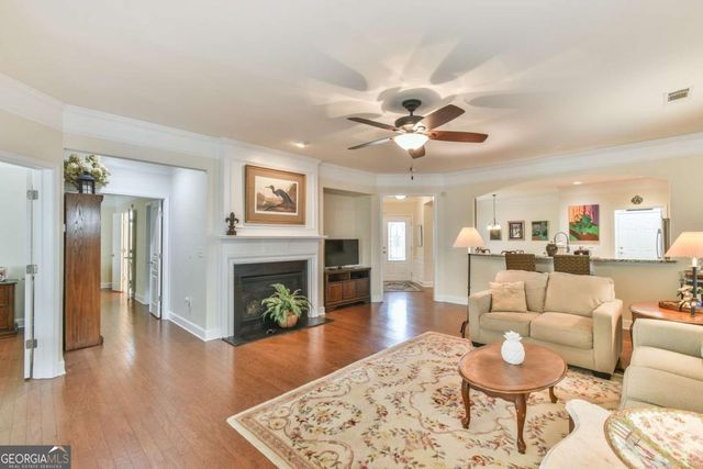 6649 Burnt Hickory Drive, Hoschton, GA 30548