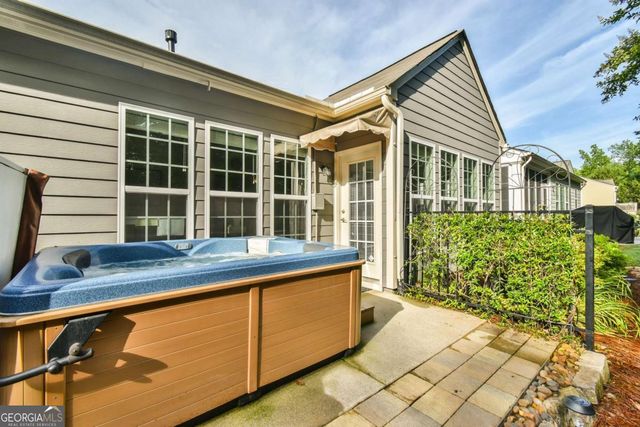 6649 Burnt Hickory Drive, Hoschton, GA 30548