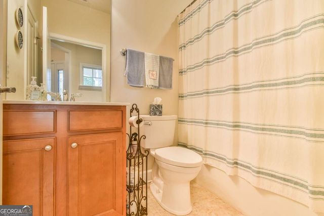 6649 Burnt Hickory Drive, Hoschton, GA 30548