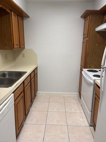 1311 Antoine Drive 110, Houston, TX 77055