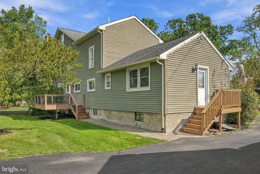 928 S OLD BETHLEHEM PIKE, QUAKERTOWN, PA 18951 — photo 4