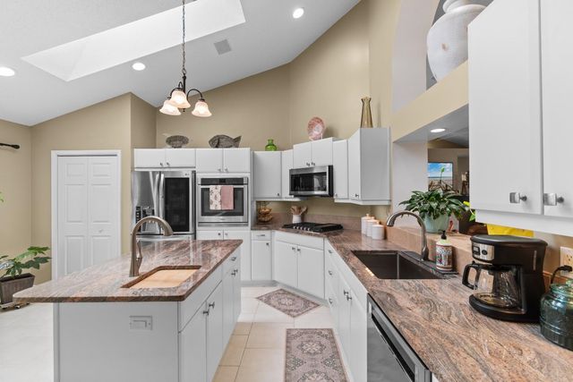 639 Tarrant St., Longs, SC 29568