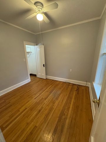 3008 W Cullom Avenue 1E, Chicago, IL 60618