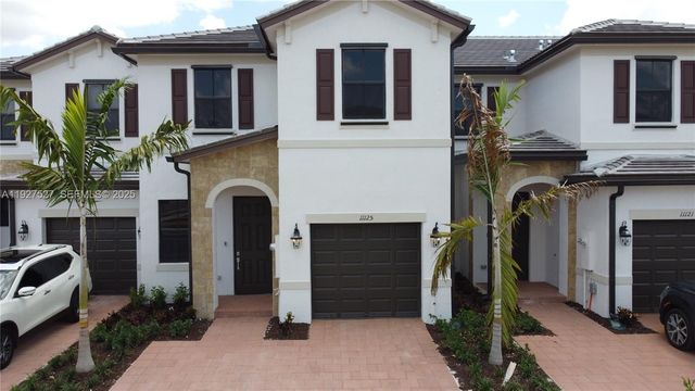 11125 W 33rd Ct, Hialeah, FL 33018