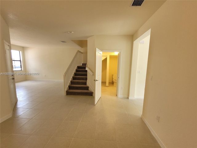 11125 W 33rd Ct, Hialeah, FL 33018