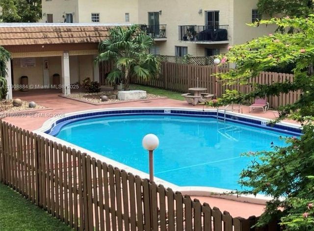 8500 SW 109th Ave 6-117, Miami, FL 33173